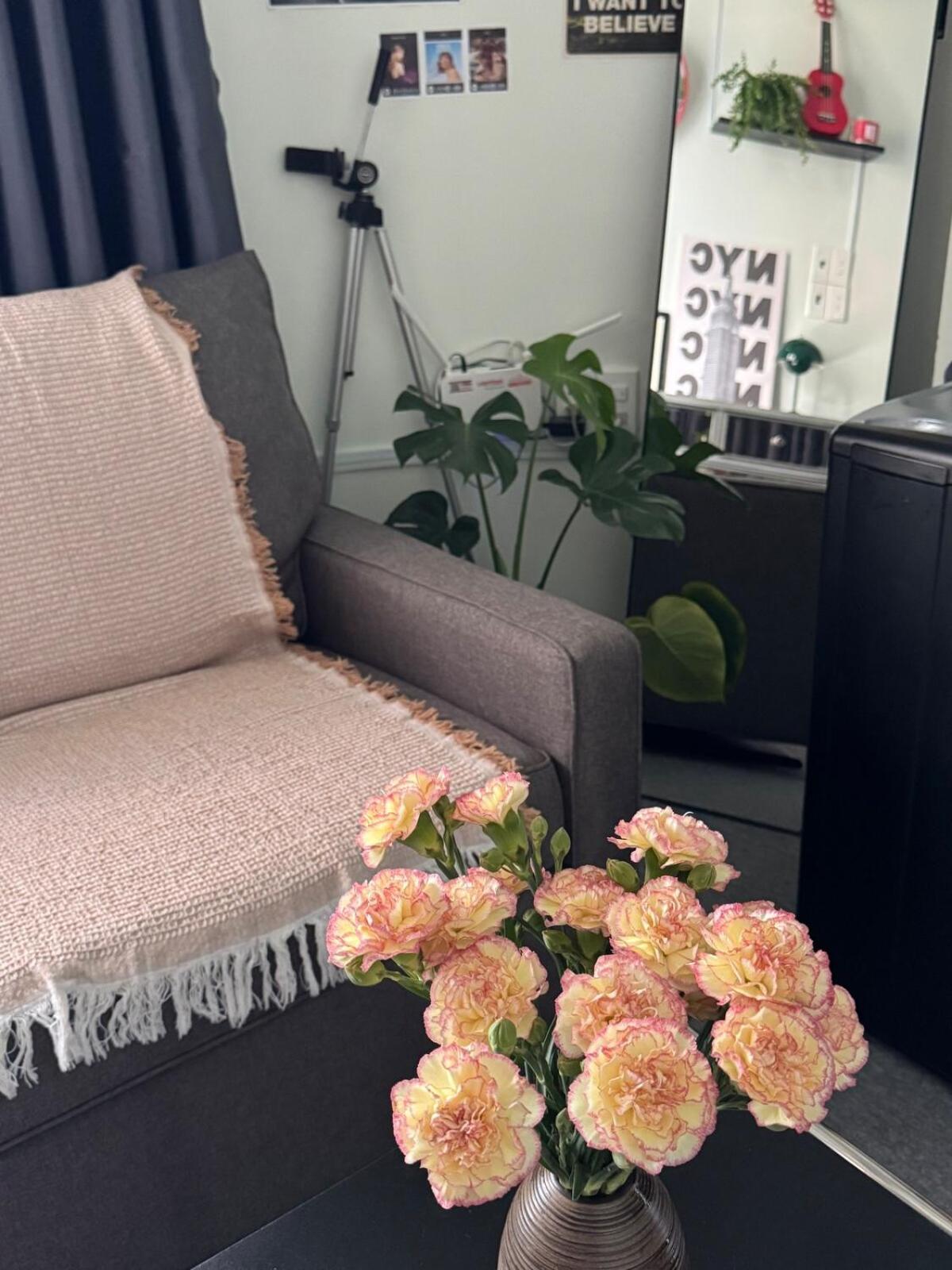 Lexyshouse - Warm Space In Ho Thi Ky Flower Market Apartment