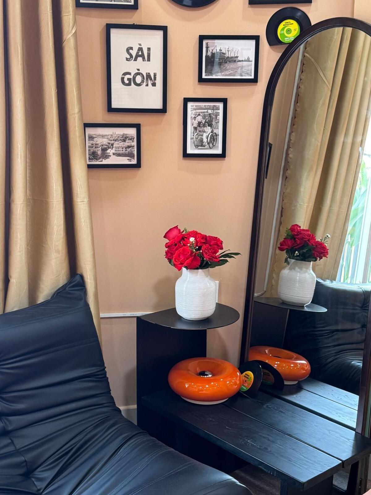 Apartment Lexyshouse - Warm Space In Ho Thi Ky Flower Market