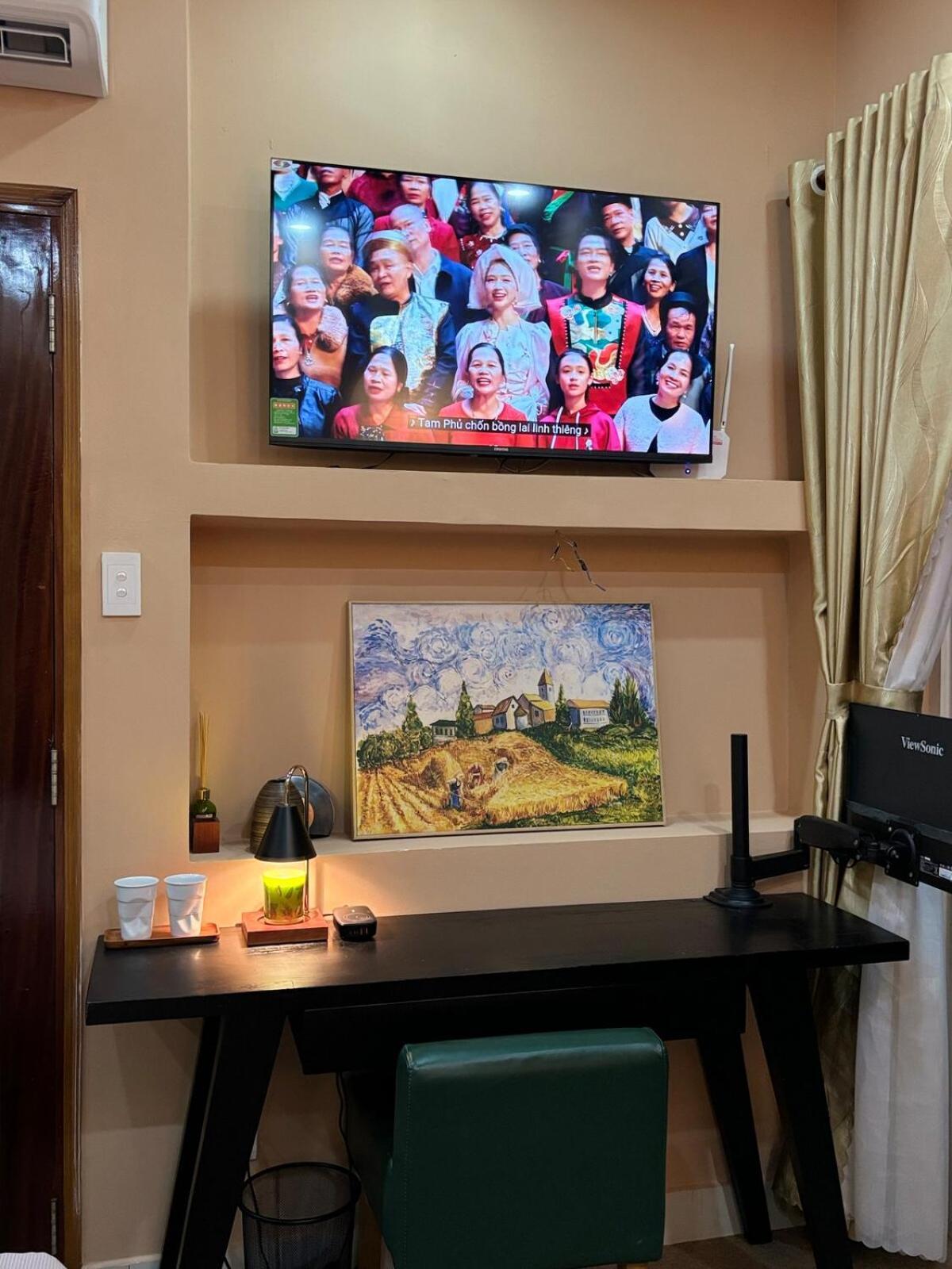 Lexyshouse - Warm Space In Ho Thi Ky Flower Market Apartment